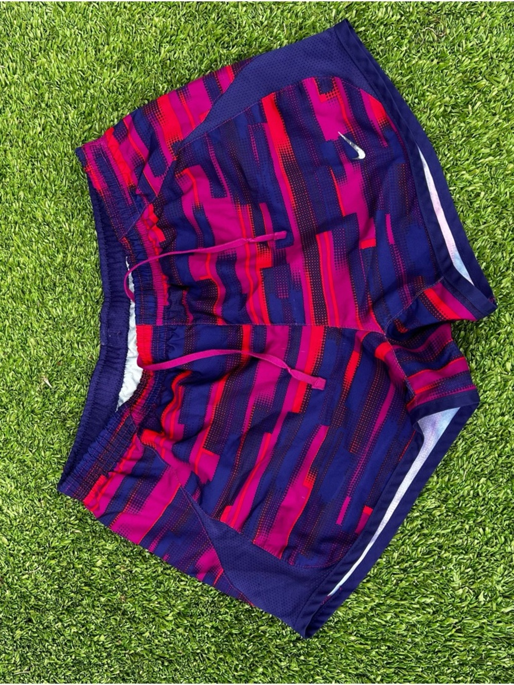 Nike Women well worn gym Short Running Shorts - Purple & Pink